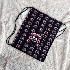 American Passion black skull cinch bag